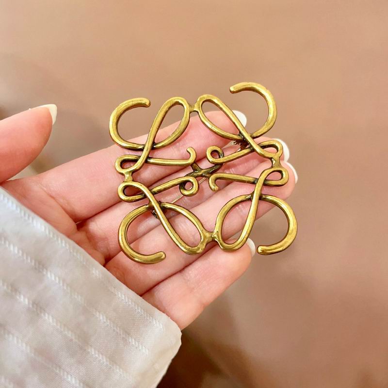 Loewe Brooch 05yxs03 (7)