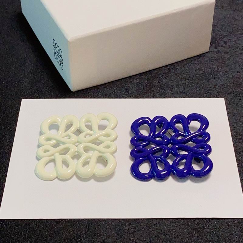 Loewe Brooch 05yxs05 (2)