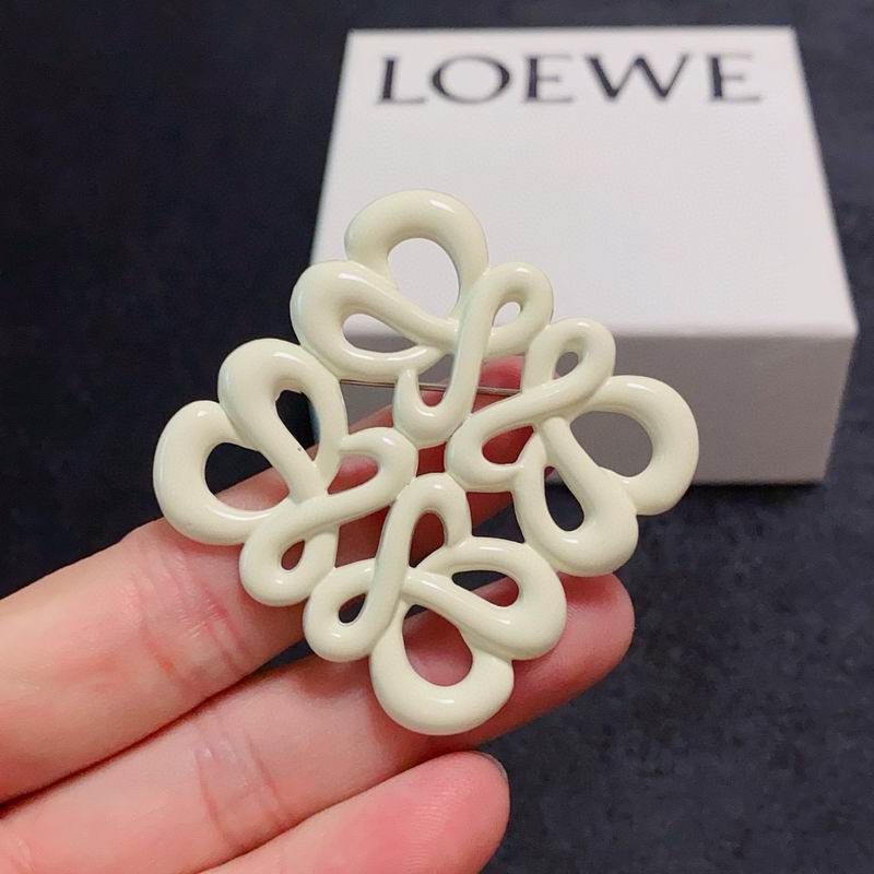 Loewe Brooch 05yxs05 (6)