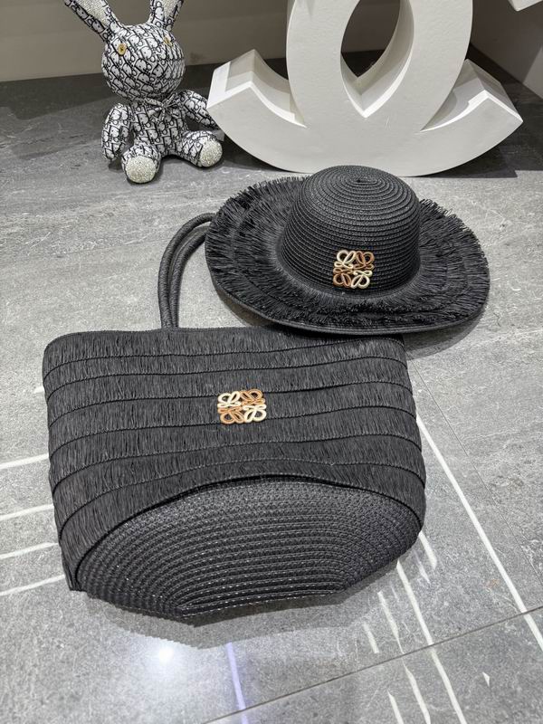 Loewe bag hat dx (247)