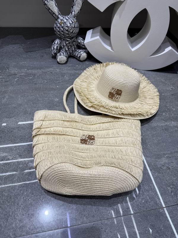 Loewe bag hat dx (248)