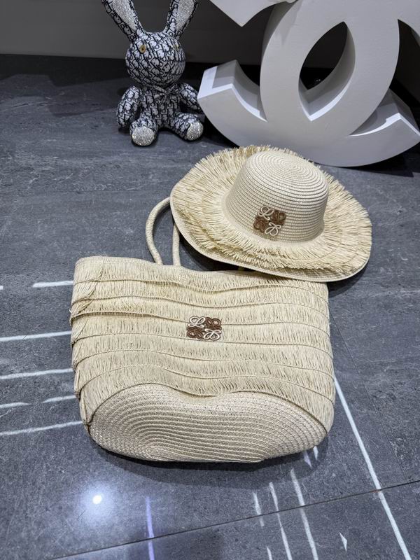 Loewe bag hat dx (249)