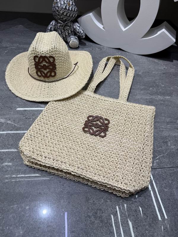 Loewe bag hat dx (333)