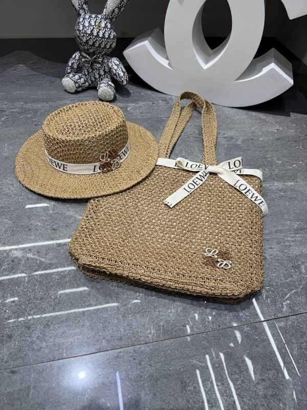 Loewe bag hat dx (335)