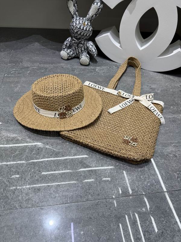 Loewe bag hat dx (336)