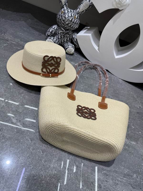Loewe bag hat dx (85)