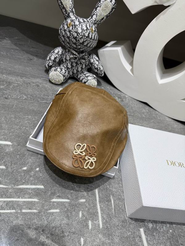 Loewe beret dx (77)