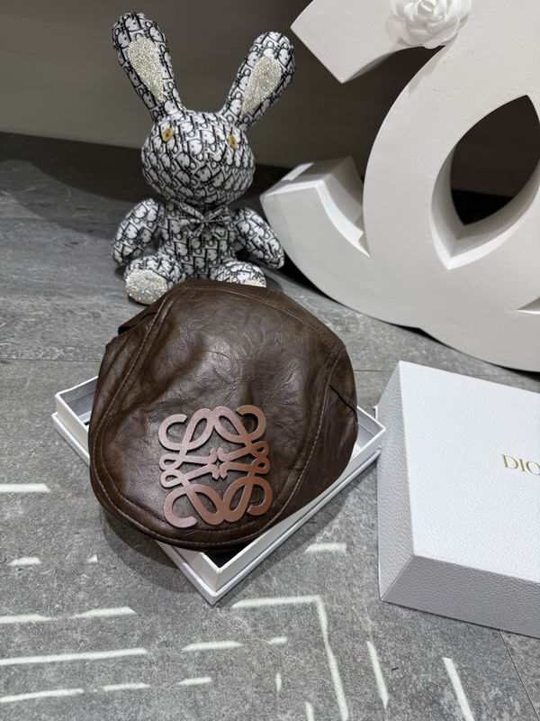 Loewe beret dx (85)