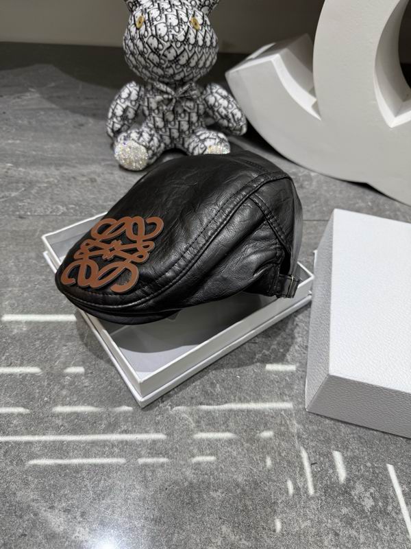Loewe beret dx (86)