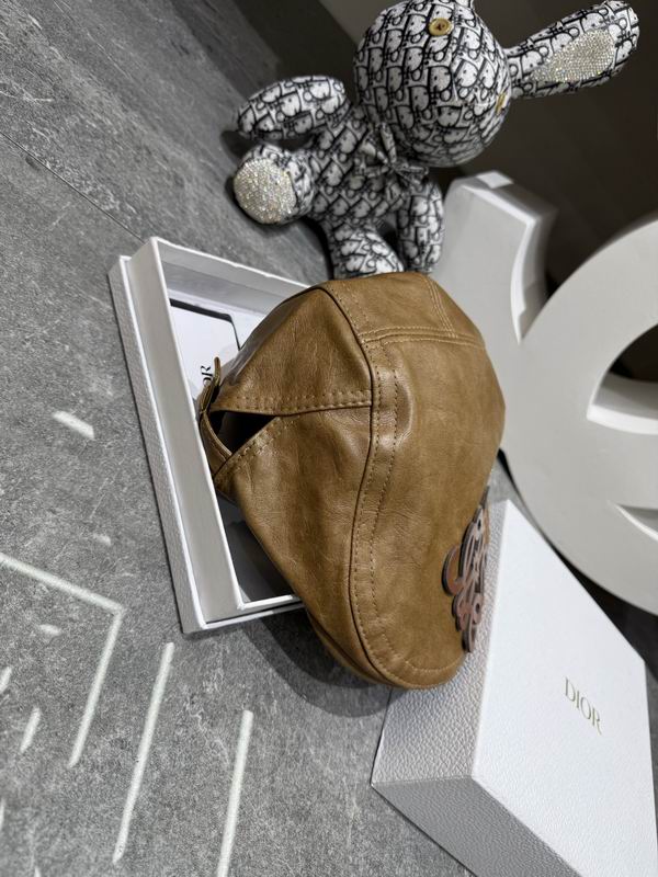 Loewe beret dx (88)