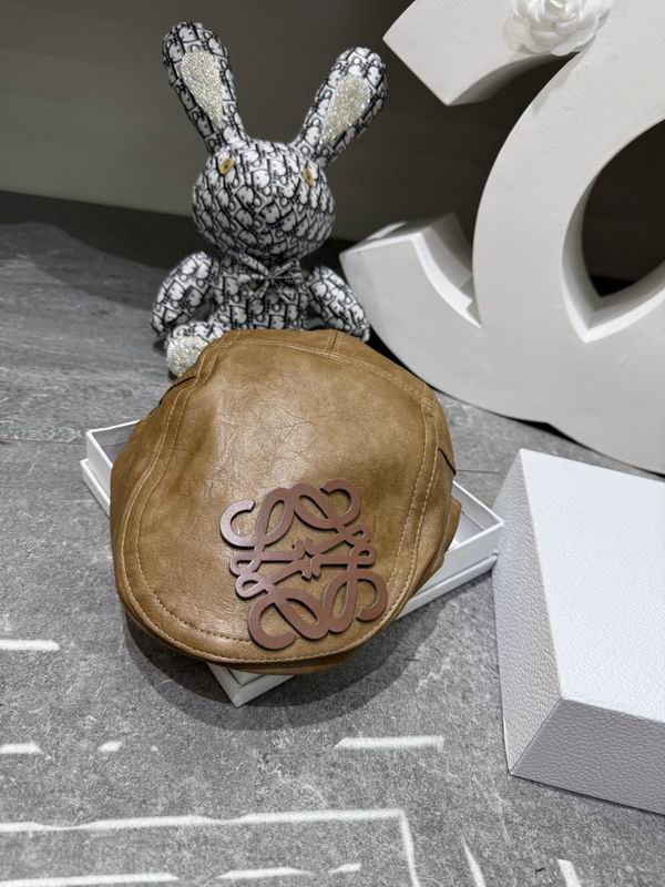 Loewe beret dx (89)