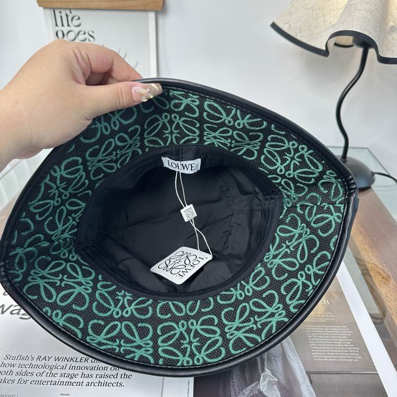 Loewe hat dx (141)