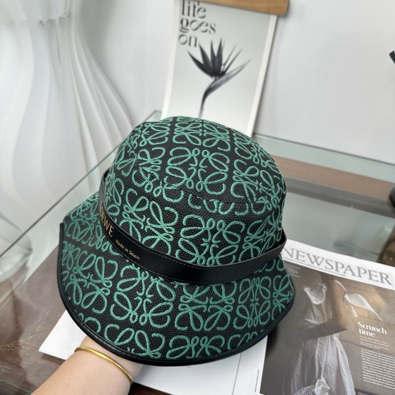 Loewe hat dx (144)