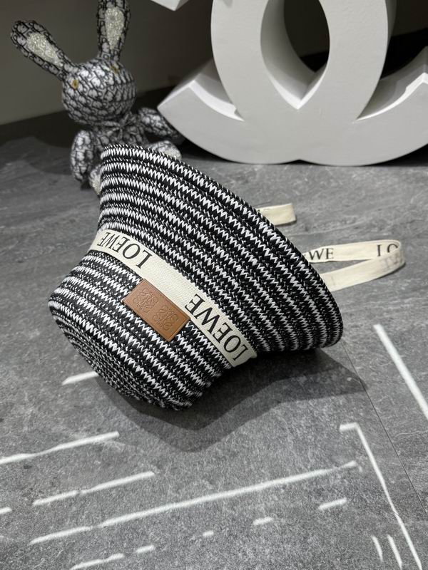 Loewe top hat dx (343)