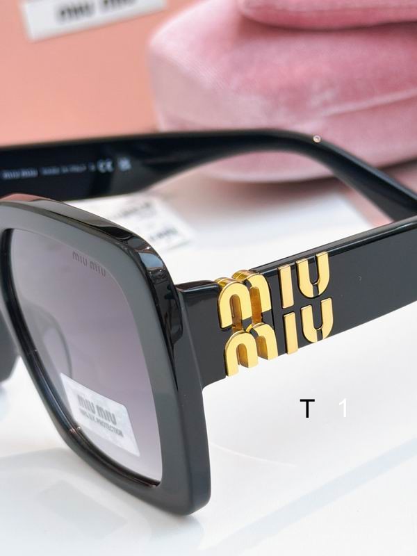 MiuMiu 0504 a04