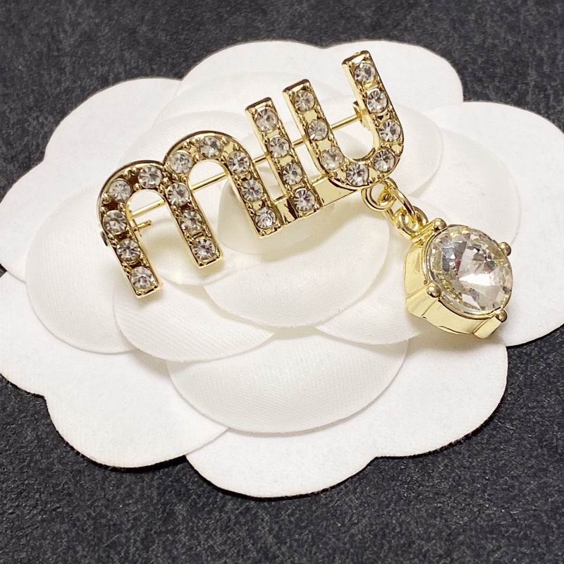 MiuMiu Brooch yxs01 (1)