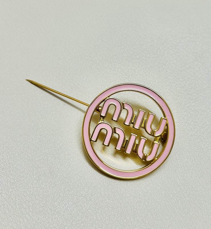 MiuMiu Brooch yxs02 (5)