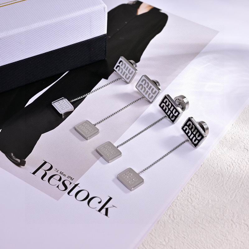 MiuMiu Earring yxs16 (1)