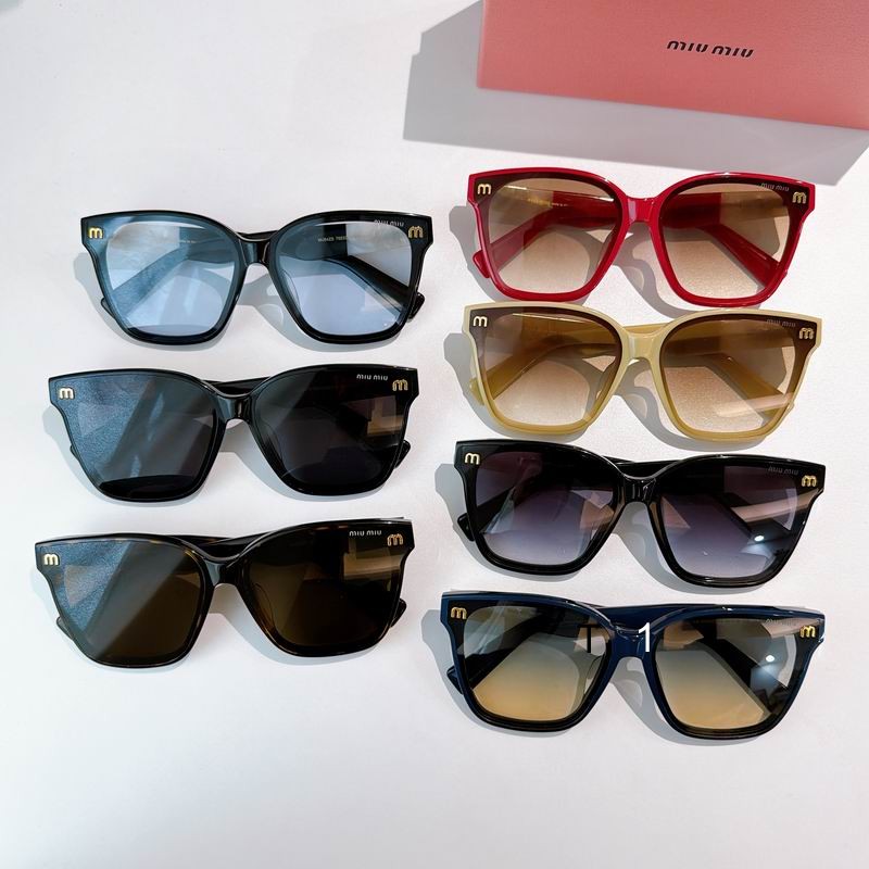 MiuMiu MU64ZS 65 18-145 a09