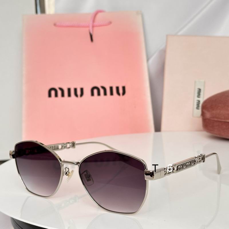 MiuMiu MU76ZS 60 18-145 e02