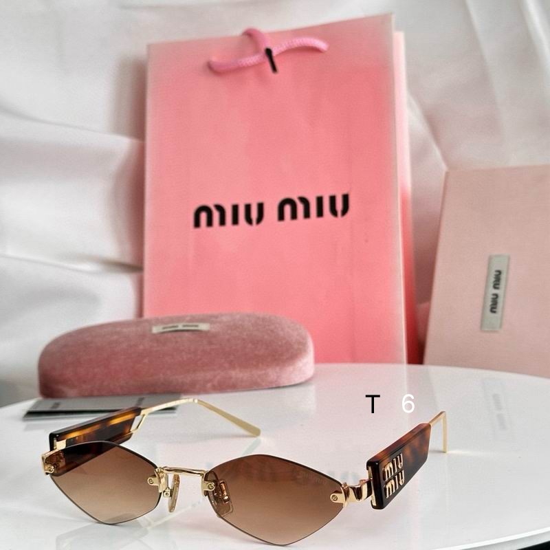MiuMiu SMUA62 e06