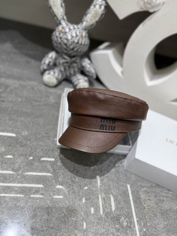 Miumiu Cap dx (1)
