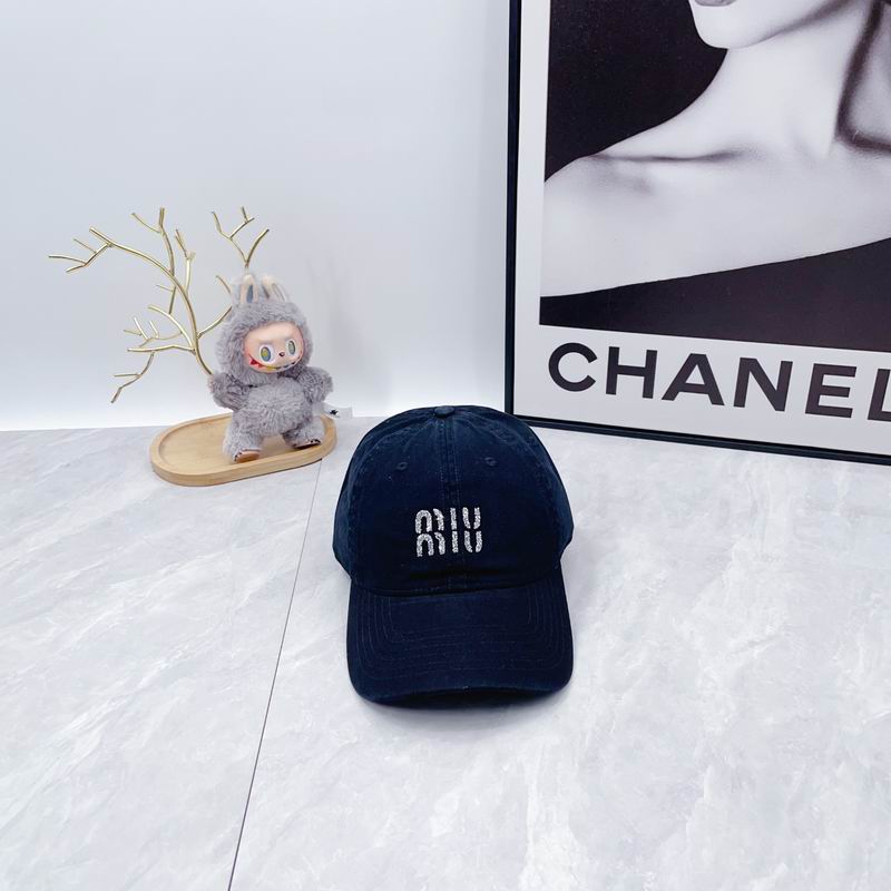 Miumiu Cap dx (1070)