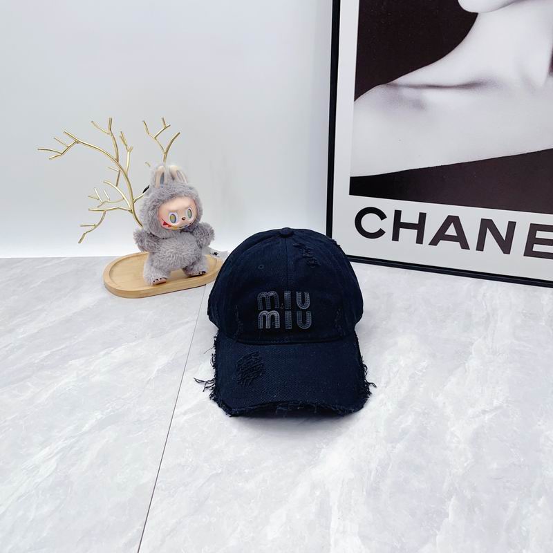 Miumiu Cap dx (1216)