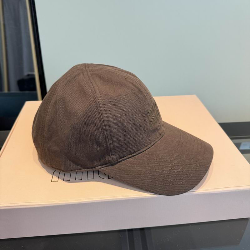 Miumiu Cap dx (1831)