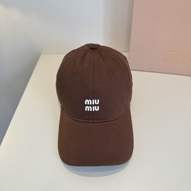 Miumiu Cap dx (1941)