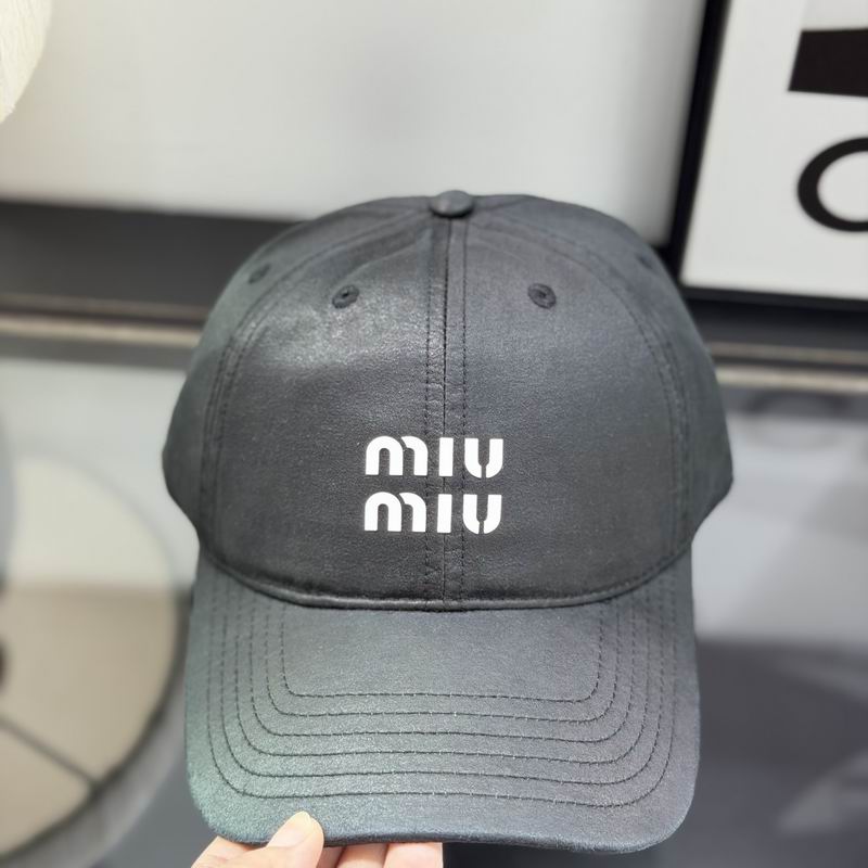 Miumiu Cap dx (2004)