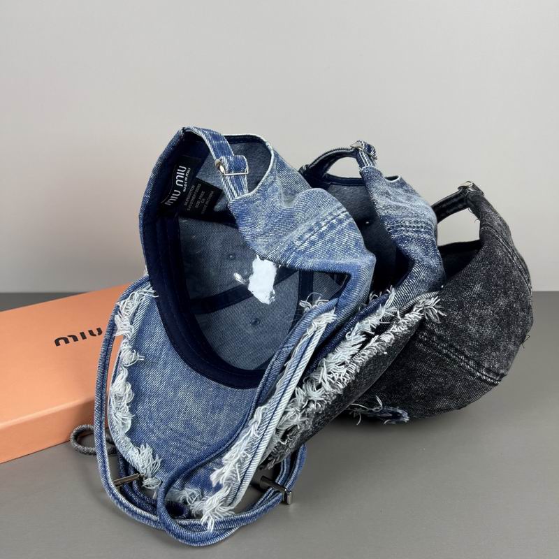 Miumiu Cap dx (2365)