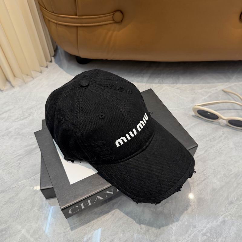 Miumiu Cap dx (320)