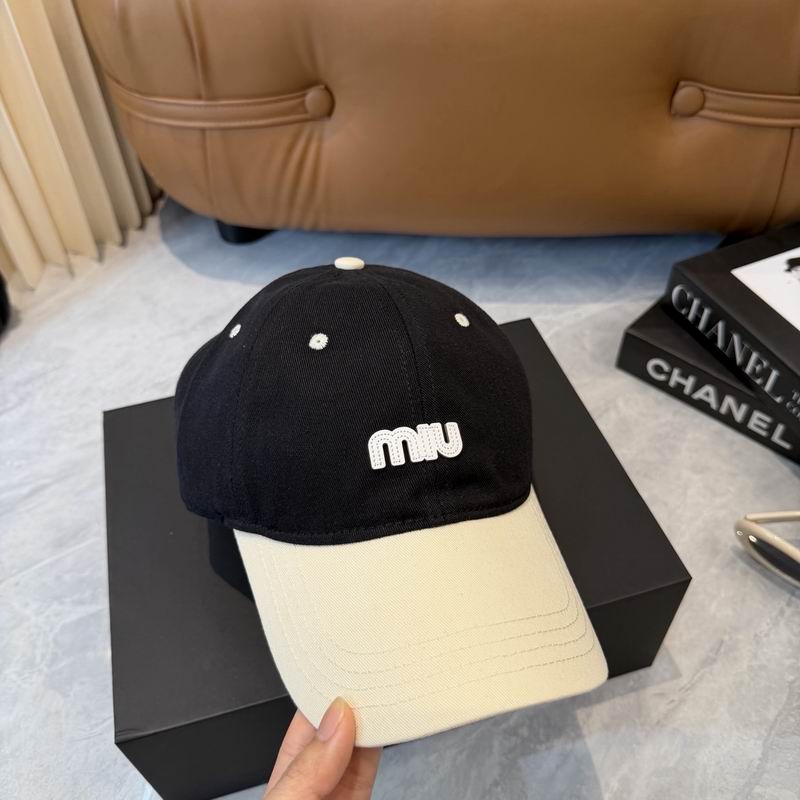 Miumiu Cap dx (4008)