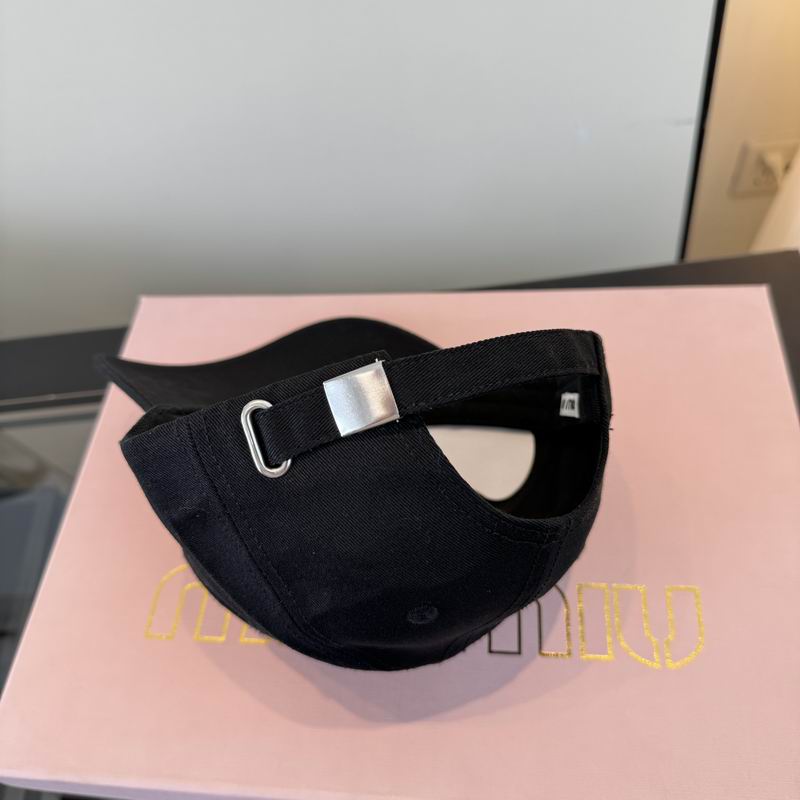 Miumiu Cap dx (4552)
