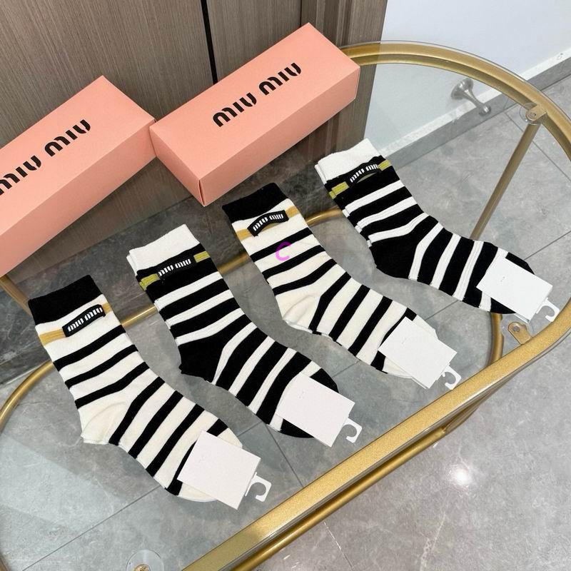 Miumiu Socks (6)