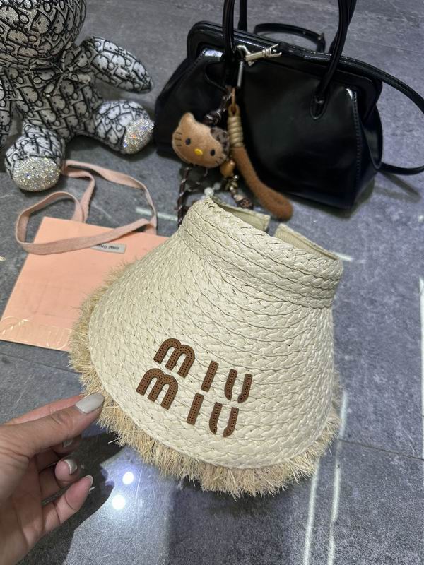 Miumiu Visor dx (589)