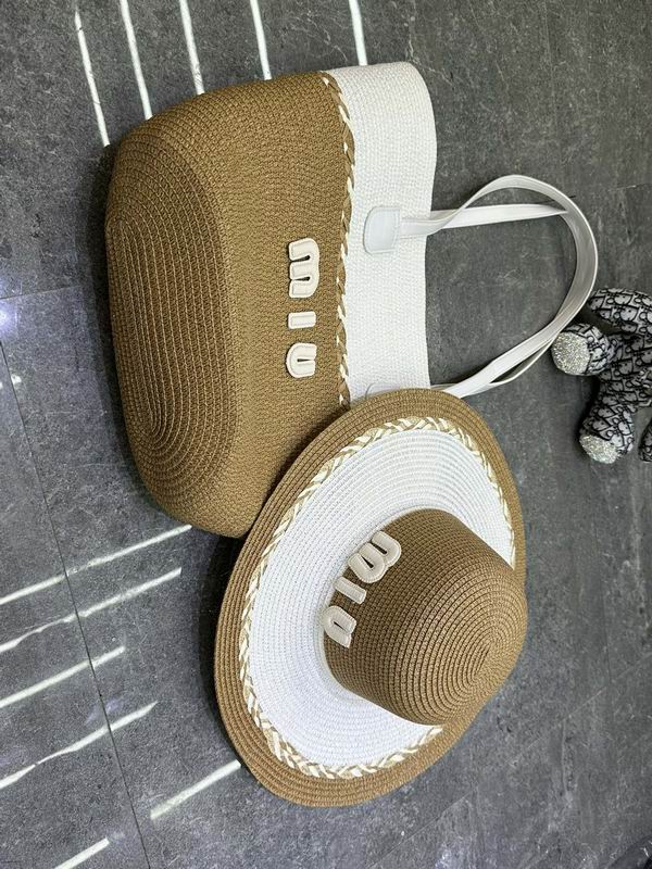 Miumiu bag hat dx (29)