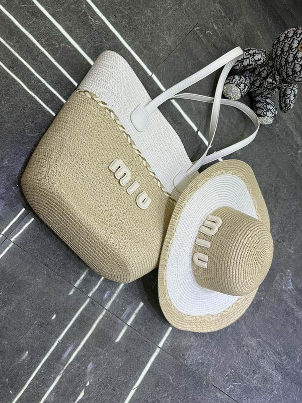 Miumiu bag hat dx (34)
