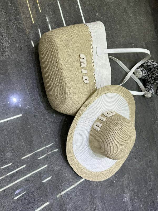 Miumiu bag hat dx (35)