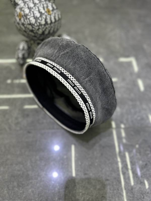 Miumiu beret dx (30)