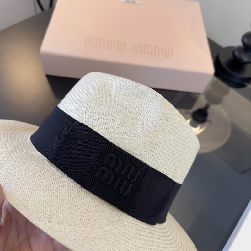 Miumiu top hat (525)