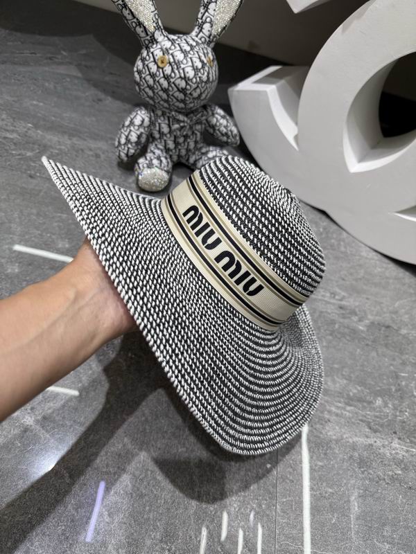 Miumiu top hat dx (3)