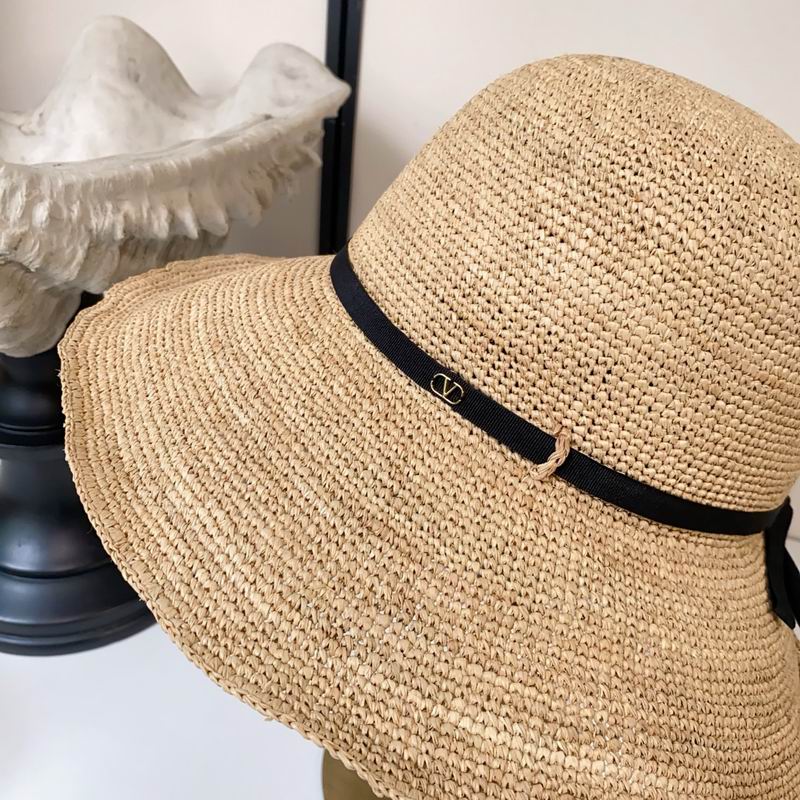 Other top hat (765)