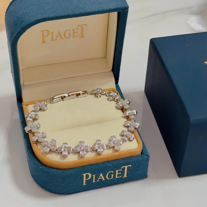 Piaget Bracelet  05yxs09 (1)