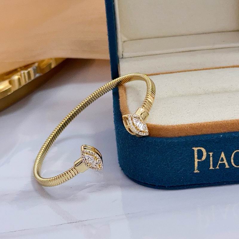 Piaget Bracelet  05yxs15 (3)