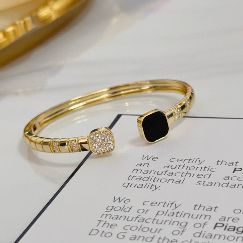 Piaget Bracelet  05yxs19 (2)