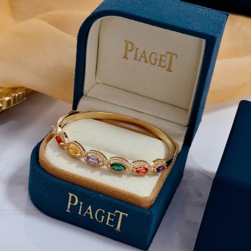 Piaget Bracelet  05yxs30 (2)