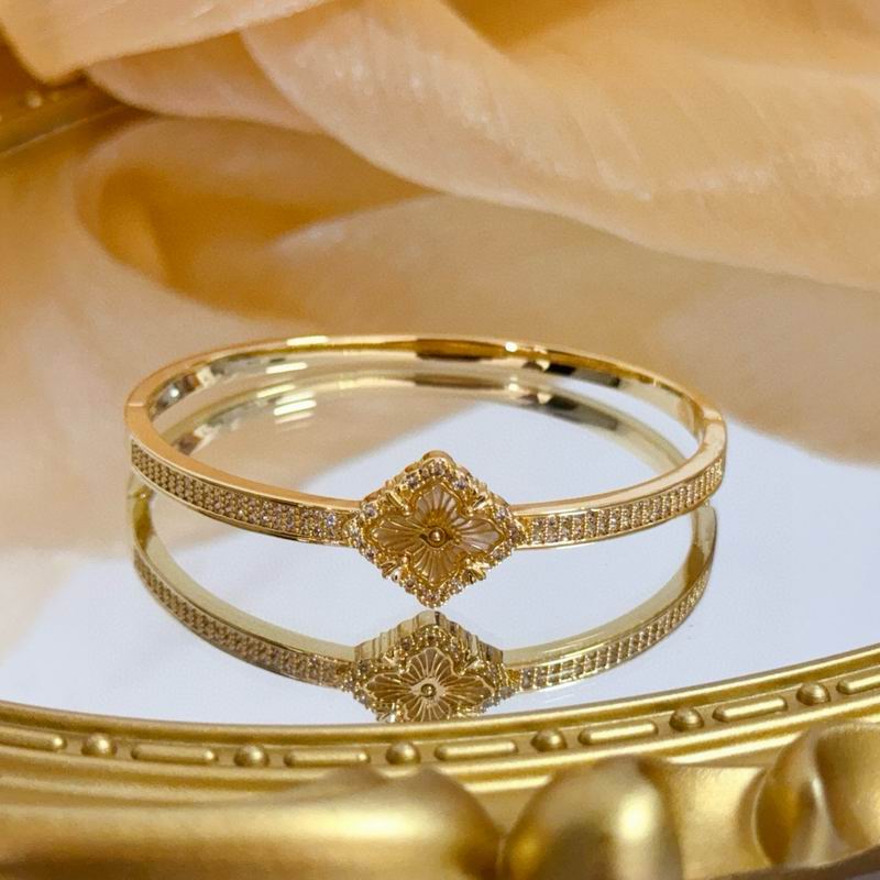 Piaget Bracelet  05yxs31 (4)