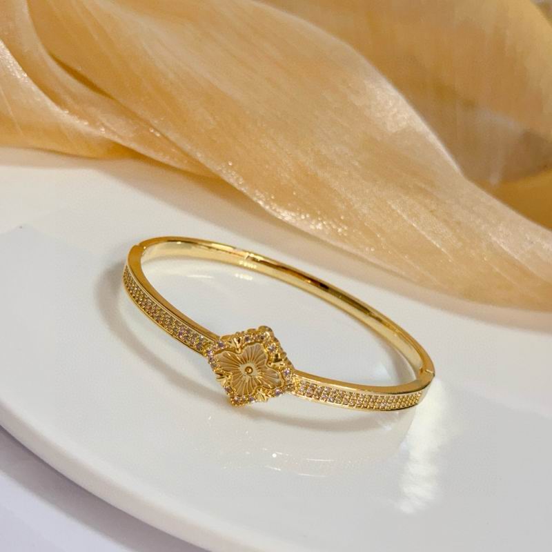 Piaget Bracelet  05yxs31 (8)